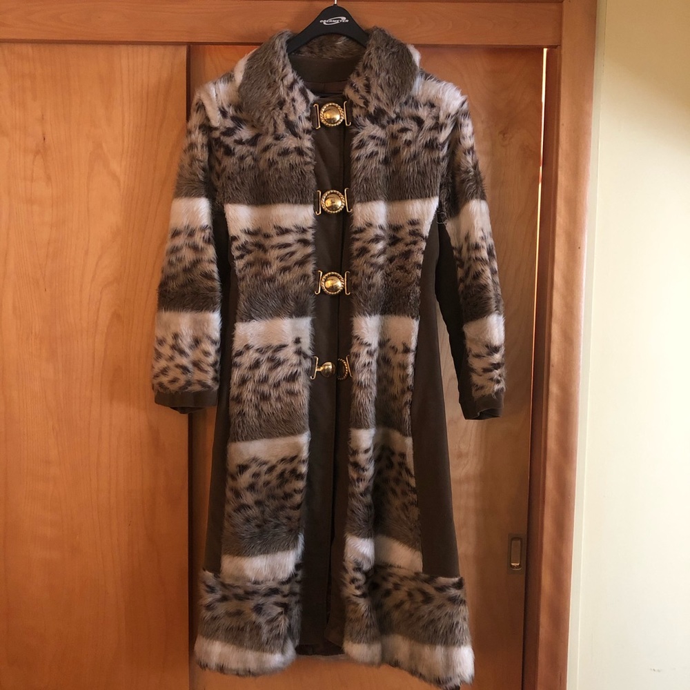 Vintage animal pattern fake fur coat